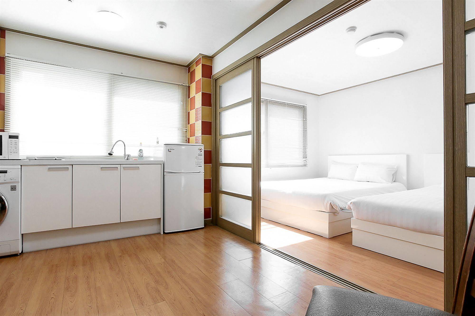 Blooming House Residence Seoul Exterior photo