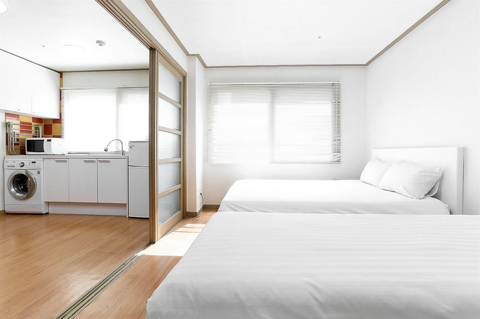 Blooming House Residence Seoul Exterior photo